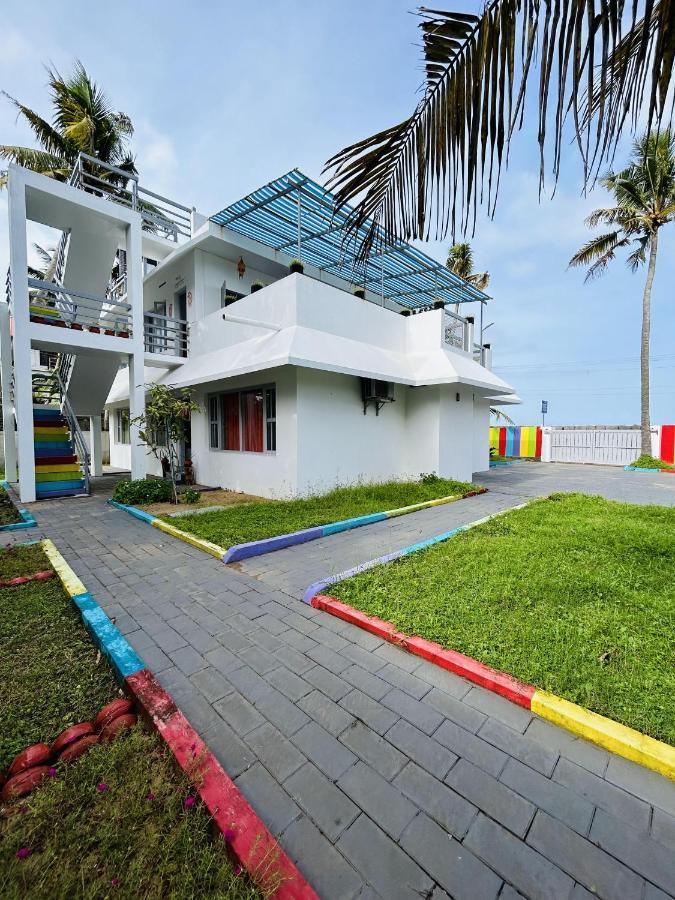 Chameleon Beach Resort, Cherai Kochi エクステリア 写真