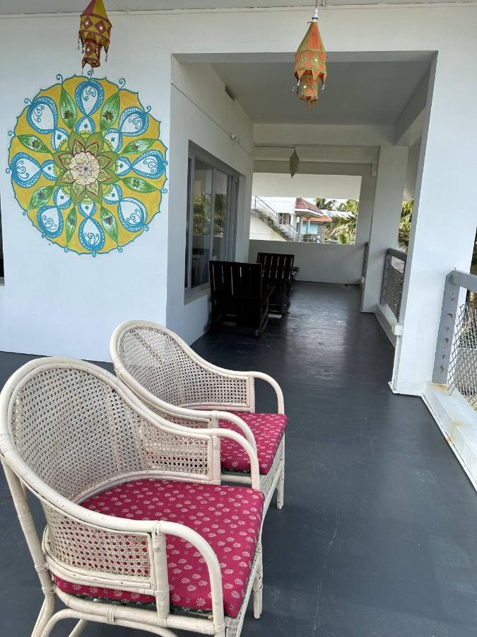 Chameleon Beach Resort, Cherai Kochi エクステリア 写真